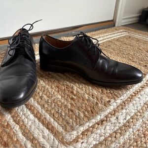 Steve Madden Black Leather Oxfords